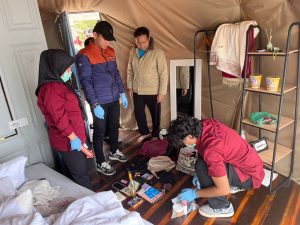 Misteri di Kamar Nomor 02: Pasangan Ditemukan Tak Sadarkan Diri di Penginapan Alahan Panjang