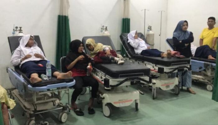 Pelajar di Padang Panjang Diduga Keracunan Makanan Bergizi Gratis, 11 Orang Dilarikan ke RSUD