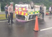 Ada Kecelakaan Tunggal di Jalan Tol Padang–Sicincin, Personel Sat PJR Polda Sumbar Langsung Bergerak