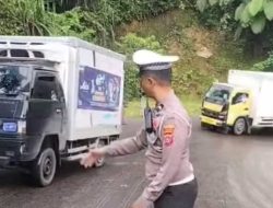 Jalur Sitinjau Lauik Kembali Lancar Setelah Macet Sejak Minggu Malam