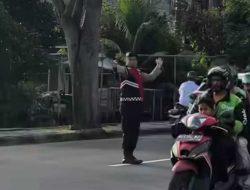 Pengaturan Lalu Lintas Personel Samapta Polda Sumbar Tuai Pujian Warga