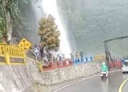 Debit Air Meningkat, Kapolres Pastikan Jalur Padang–Bukittinggi di Lembah Anai Tetap Aman dan Lancar