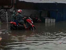 Hujan Tak Henti, Warga Komplek Perumdak III Mulai Cemas: “Air Sudah Sepaha Orang Dewasa”