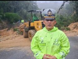 Jalur Solok–Padang Masih Terputus Akibat Longsor di Kelok Ridha Lubuk Selasih