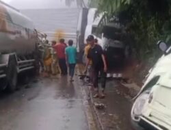 Kecelakaan Besar di Sitinjau Lauik, Enam Kendaraan Terlibat dan Jalur Alami Kemacetan Panjang