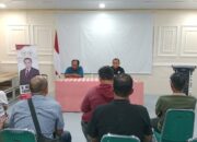 Dari Awal Bencana, Muslim M Yatim Salurkan Air Bersih untuk Warga Terdampak