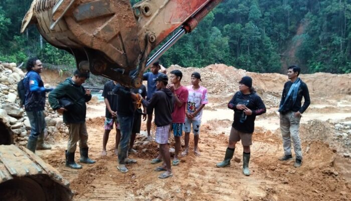 Polres Sijunjung Bongkar Tambang Emas Ilegal di Sungai Batang Lisun, Tujuh Pelaku Diamankan