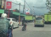 Sopir Truk di Padang Keluhkan Antrian Solar dan Maraknya Pelansir BBM Subsidi, Mintak Petugas Untuk Menindak 